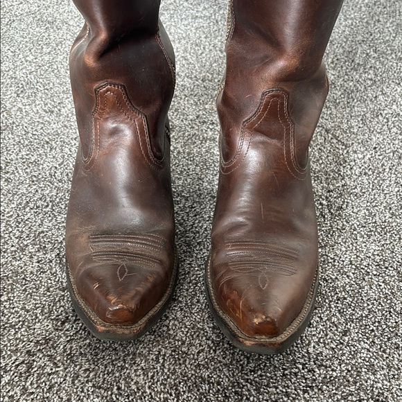 Ariat Women’s Brown Leather Riding Boots - Picture 4 of 4